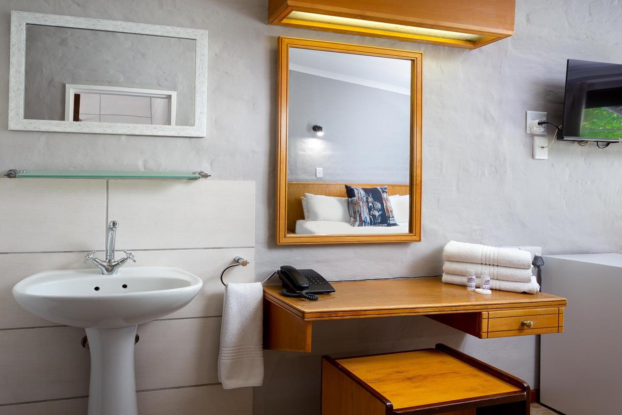 Merino Inn Hotel Colesberg Esterno foto